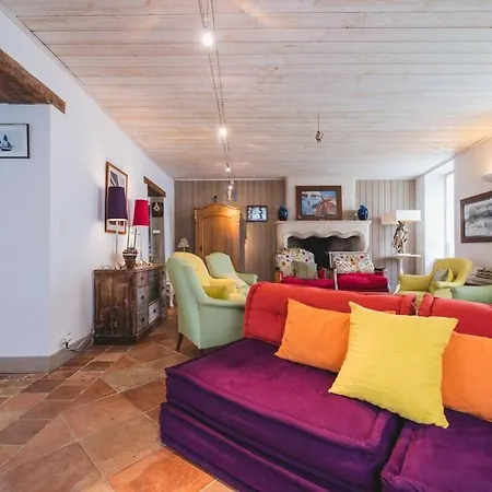 Bel Air Villa *